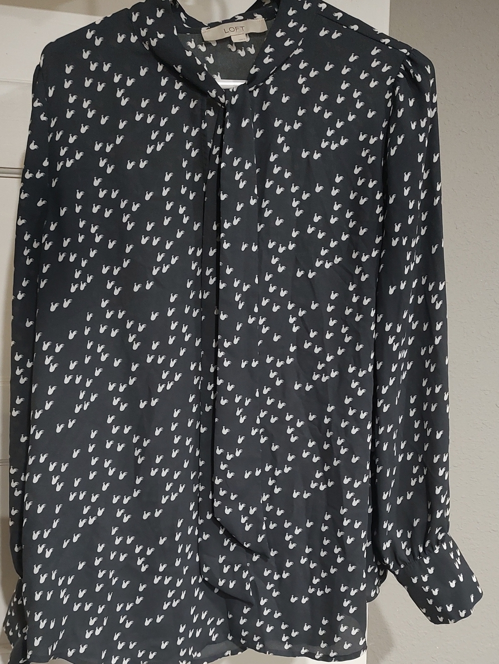 Loft Gray Tie Blouse Chicken Pattern